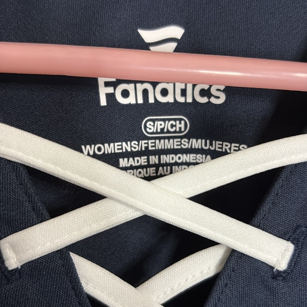 FANATICS Woman’s Houston Texans Navy Blue Jersey with Red and White Accents - Picture 2 of 10